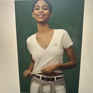 Maeve‎ Anthropologie White Baby Tee Size L V-Neck Tennis Ball Heart Embroidered